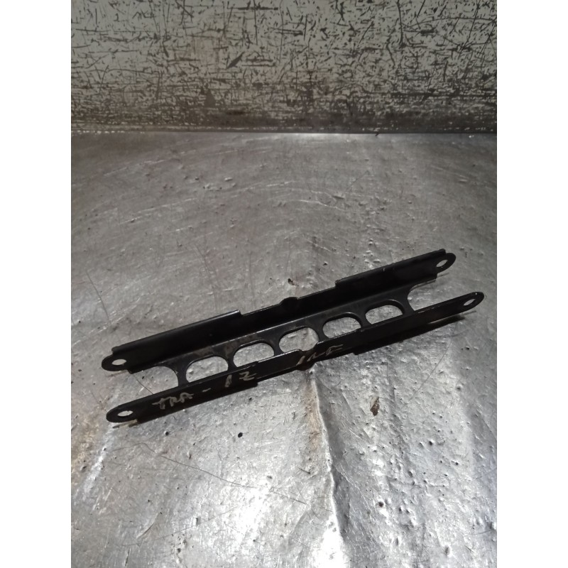 Recambio de brazo suspension inferior trasero izquierdo para bmw x1 (e84) sdrive 18 d referencia OEM IAM 676347703  09