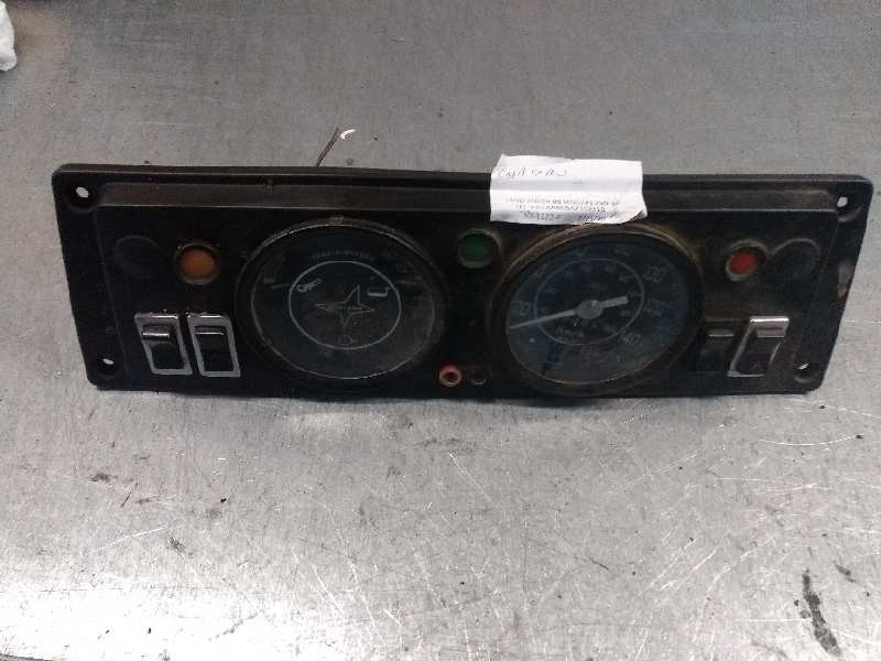 Recambio de cuadro instrumentos para land rover 88 2.3 d super 5v referencia OEM IAM   