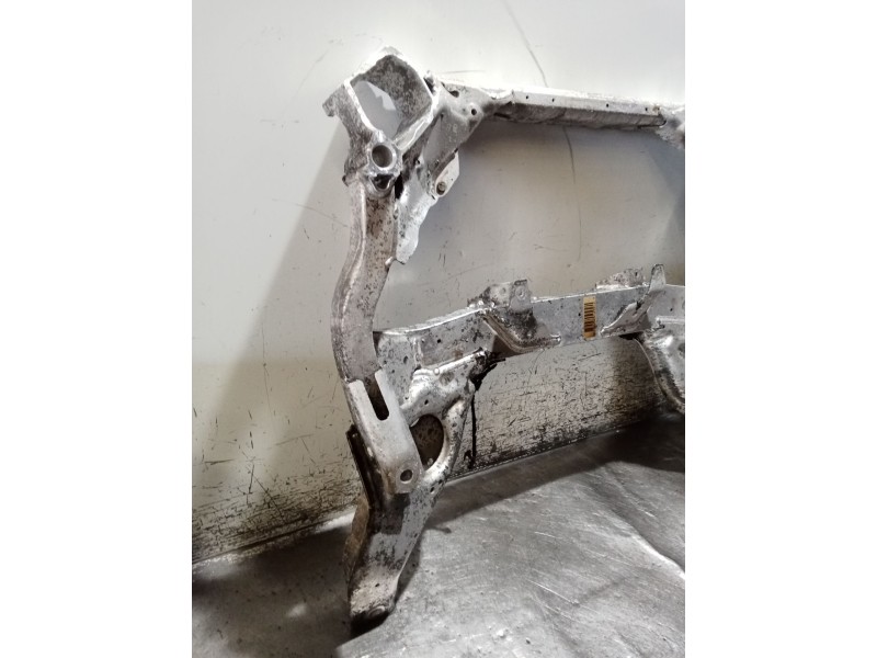 Recambio de puente delantero para bmw x1 (e84) sdrive 18 d referencia OEM IAM 5051498127 09 CUNA