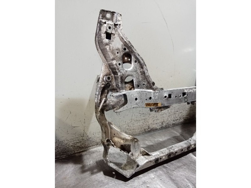 Recambio de puente delantero para bmw x1 (e84) sdrive 18 d referencia OEM IAM 5051498127 09 CUNA