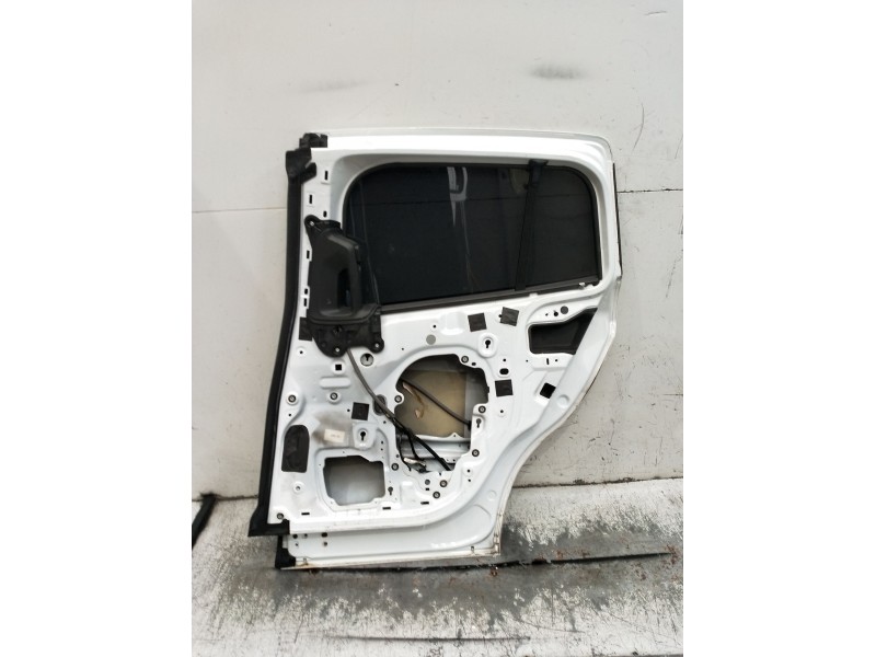 Recambio de puerta trasera derecha para ford b-max (jk) 1.6 tdci referencia OEM IAM  5P 2016