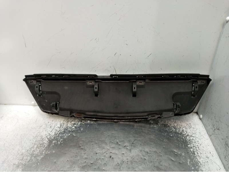 Recambio de rejilla delantera para lancia dedra (835_) 1.6 i.e. (835aa) referencia OEM IAM   1994