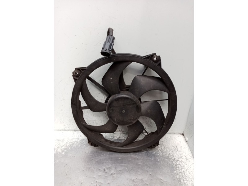 Recambio de electroventilador para citroën c4 picasso i monospace (ud_) 2.0 i 16v referencia OEM IAM   2006