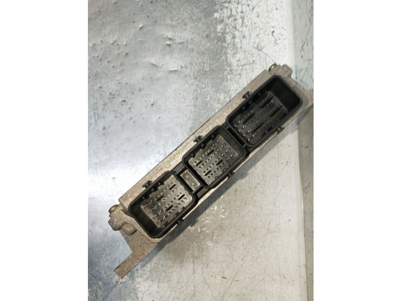 Recambio de centralita motor uce para citroën c4 picasso i monospace (ud_) 2.0 i 16v referencia OEM IAM 9665056280 9663805380 20