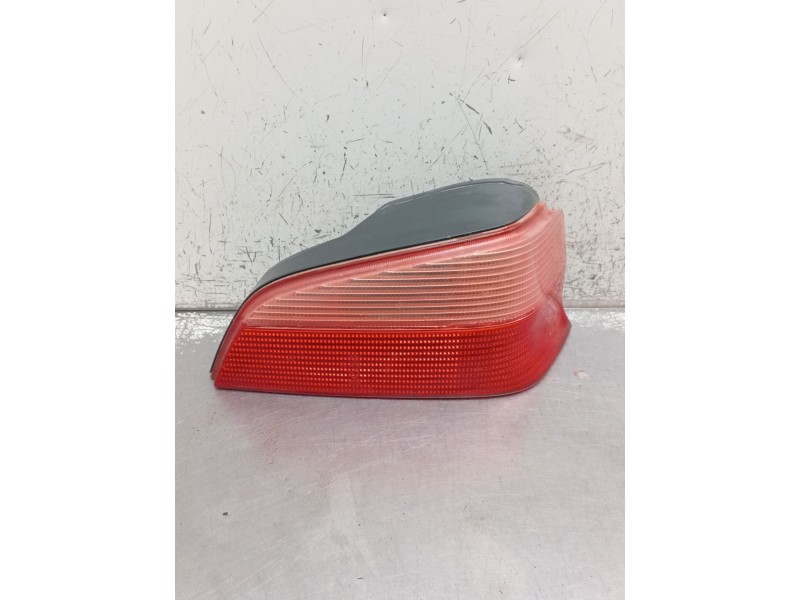 Recambio de piloto trasero derecho para peugeot 106 ii (1a_, 1c_) 1.5 d referencia OEM IAM   1996