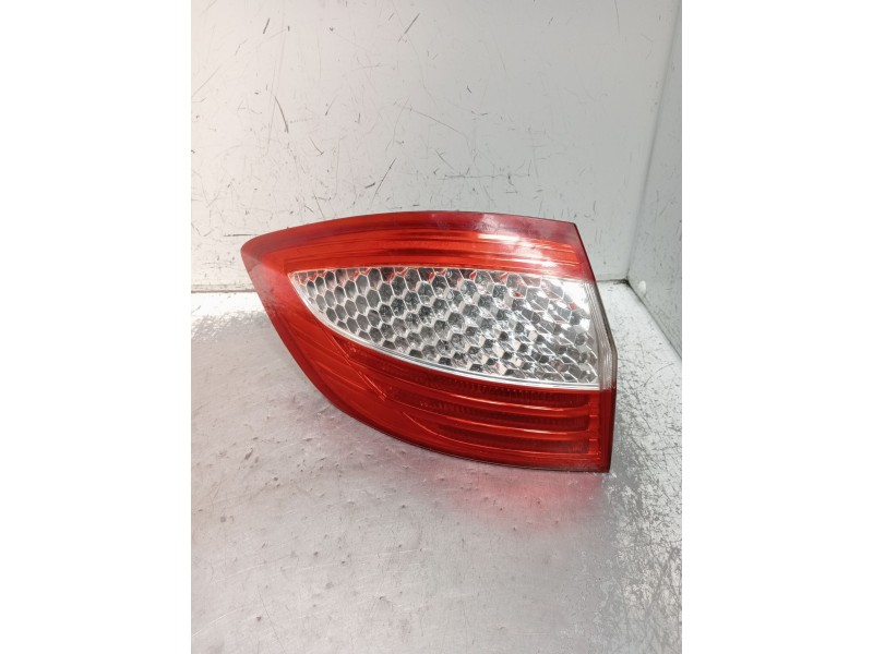 Recambio de piloto trasero izquierdo para ford mondeo iv turnier (ba7) 2.0 tdci referencia OEM IAM   2007
