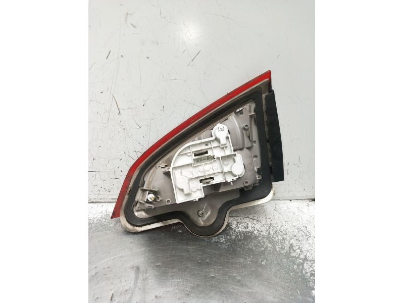 Recambio de piloto trasero izquierdo interior para ford mondeo iv turnier (ba7) 2.0 tdci referencia OEM IAM   2007