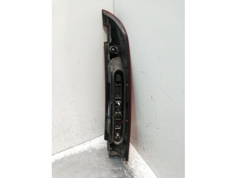 Recambio de piloto trasero izquierdo para renault kangoo (kc0/1_) 1.5 dci (kc07) referencia OEM IAM   2003