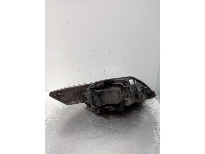 Recambio de faro izquierdo para ford mondeo iv turnier (ba7) 2.0 tdci referencia OEM IAM 7S7113101AH  2007
