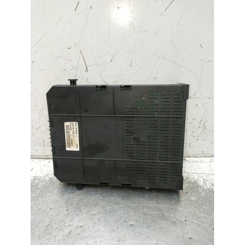 Recambio de caja reles / fusibles para citroën c4 picasso i monospace (ud_) 2.0 i 16v referencia OEM IAM 28120836 28119248 2006