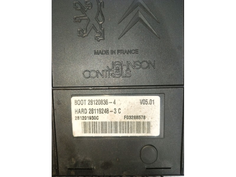 Recambio de caja reles / fusibles para citroën c4 picasso i monospace (ud_) 2.0 i 16v referencia OEM IAM 28120836 28119248 2006