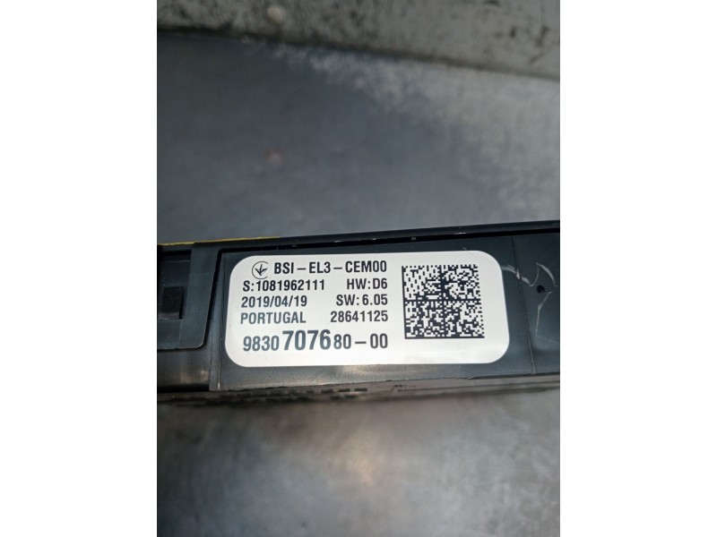 Recambio de caja reles / fusibles para opel combo e tour / life (k9) 1.5 referencia OEM IAM   