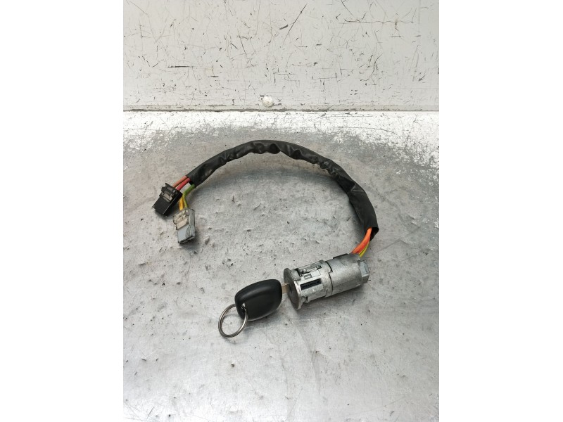 Recambio de conmutador de arranque para renault kangoo (kc0/1_) 1.5 dci (kc07) referencia OEM IAM   2003