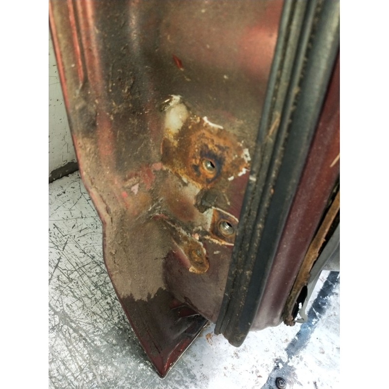 Recambio de puerta delantera derecha para nissan patrol iii/2 hardtop (k260) 2.8 td referencia OEM IAM VER FOTOS  
