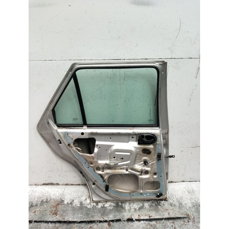 Recambio de puerta trasera izquierda para ford fiesta iv (ja_, jb_) 1.3 i referencia OEM IAM  5P 1999