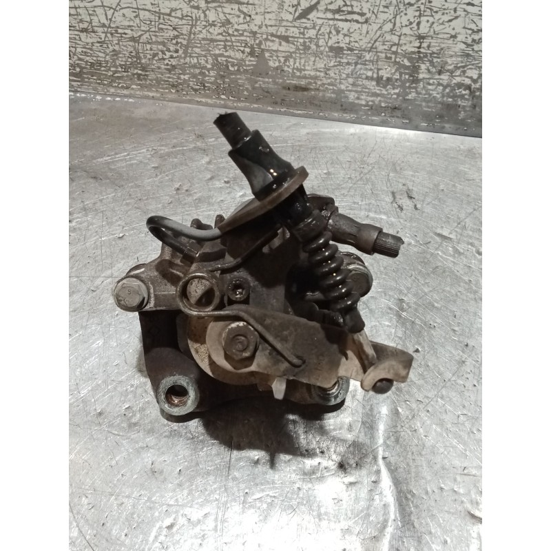 Recambio de pinza freno trasera derecha para volkswagen golf v (1k1) 2.0 tdi referencia OEM IAM   03
