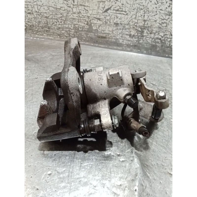 Recambio de pinza freno trasera derecha para volkswagen golf v (1k1) 2.0 tdi referencia OEM IAM   03