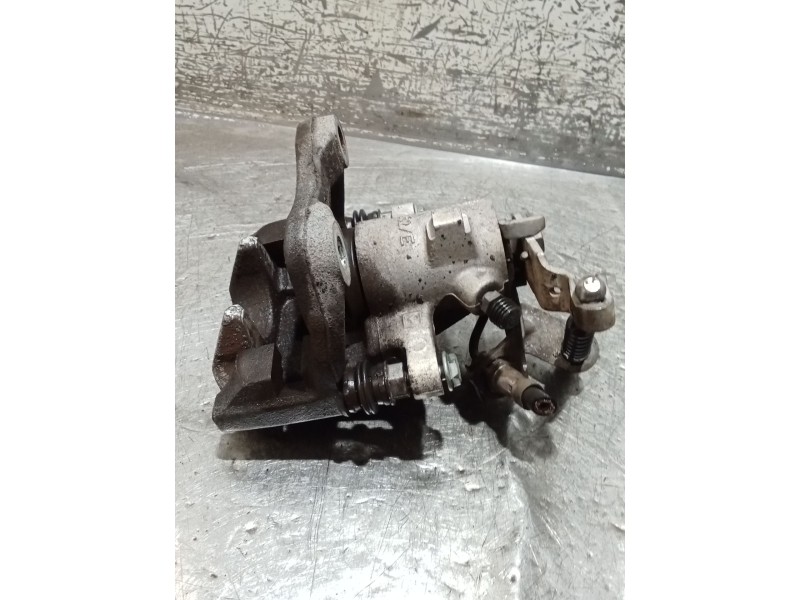 Recambio de pinza freno trasera derecha para volkswagen golf v (1k1) 2.0 tdi referencia OEM IAM   03