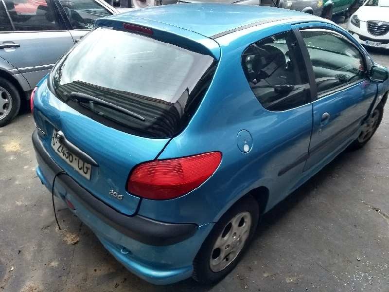 peugeot 206 berlina del año 1999