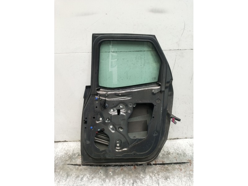 Recambio de puerta trasera derecha para opel meriva b monospace (s10) 1.7 cdti (75) referencia OEM IAM  5P 2010