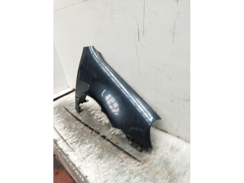 Recambio de aleta delantera derecha para volkswagen golf v (1k1) 2.0 tdi referencia OEM IAM   2003