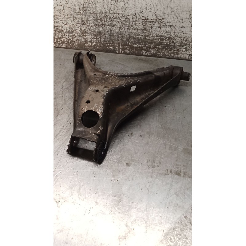 Recambio de brazo suspension inferior trasero derecho para audi a6 c5 (4b2, 4b4) 2.5 tdi referencia OEM IAM 4B0505312  01