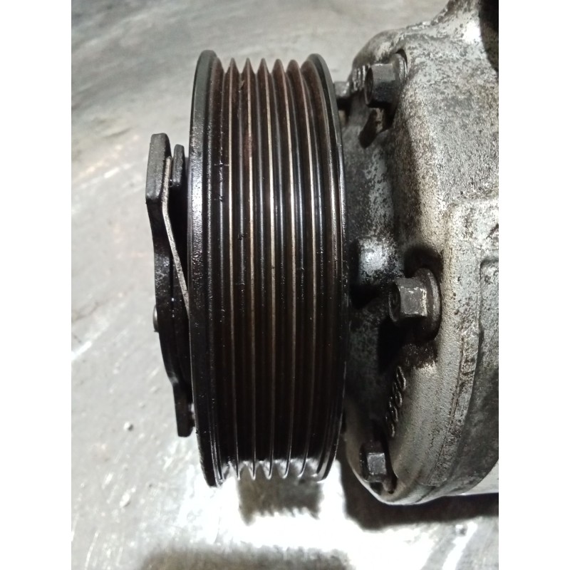 Recambio de compresor aire acondicionado para volkswagen golf v (1k1) 2.0 tdi referencia OEM IAM 1K0820859F 8681R 03