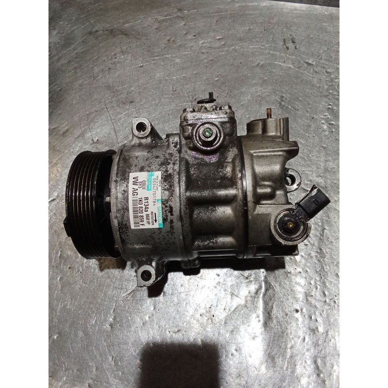 Recambio de compresor aire acondicionado para volkswagen golf v (1k1) 2.0 tdi referencia OEM IAM 1K0820859F 8681R 03