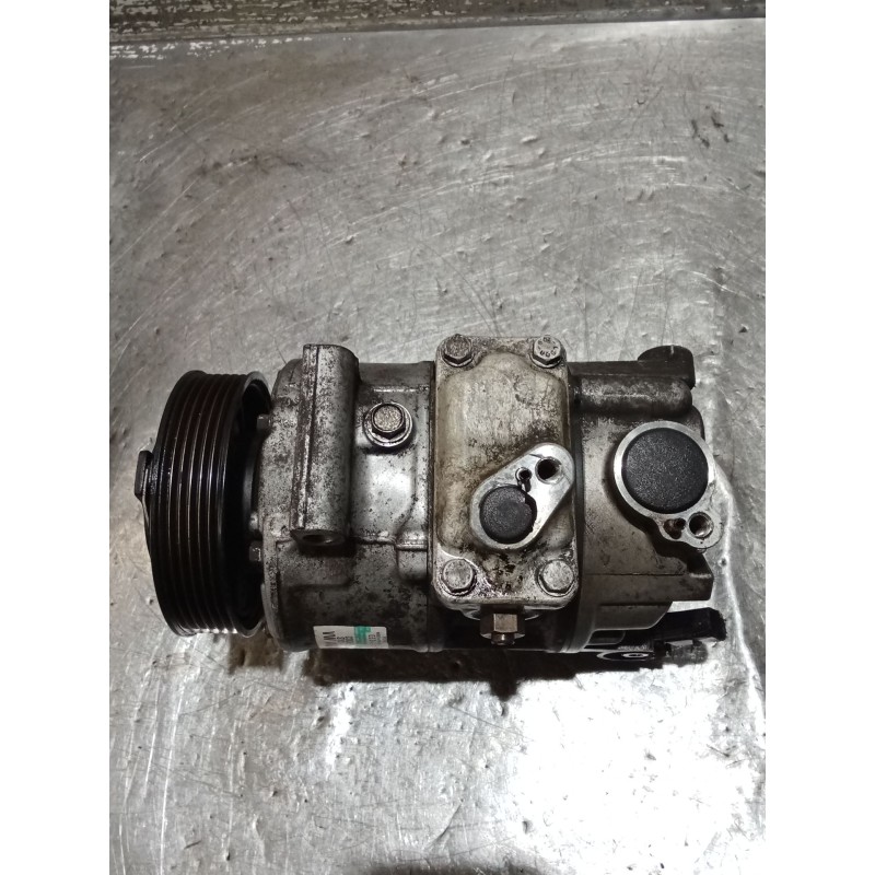 Recambio de compresor aire acondicionado para volkswagen golf v (1k1) 2.0 tdi referencia OEM IAM 1K0820859F 8681R 03