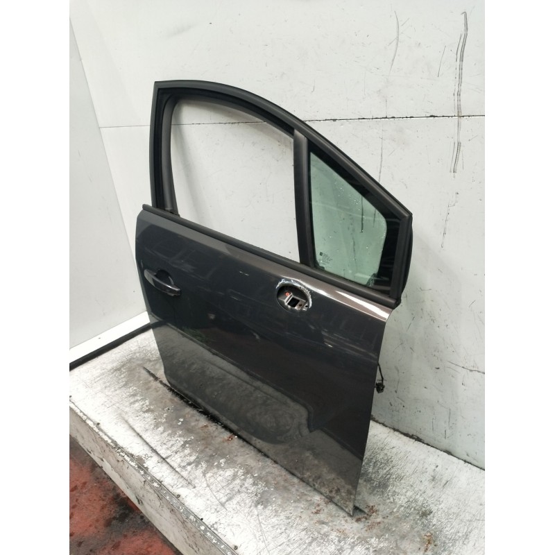 Recambio de puerta delantera derecha para opel meriva b monospace (s10) 1.7 cdti (75) referencia OEM IAM  5P 2010