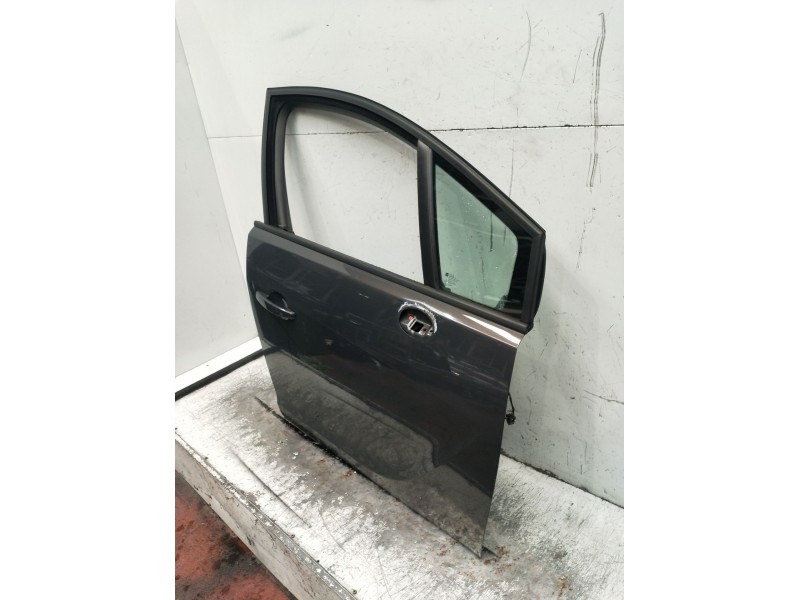 Recambio de puerta delantera derecha para opel meriva b monospace (s10) 1.7 cdti (75) referencia OEM IAM  5P 2010