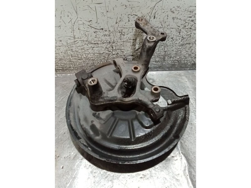 Recambio de mangueta trasera derecha para volkswagen golf v (1k1) 2.0 tdi referencia OEM IAM   03