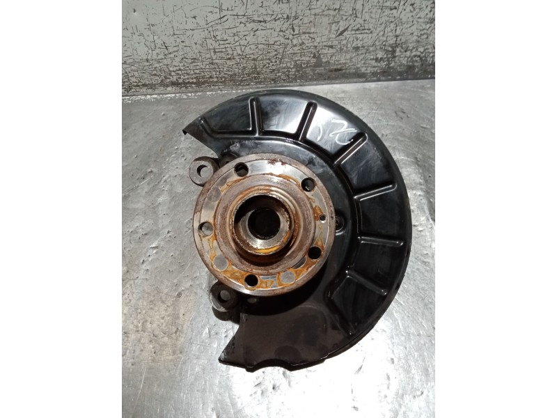 Recambio de mangueta delantera izquierda para volkswagen golf v (1k1) 2.0 tdi referencia OEM IAM   03