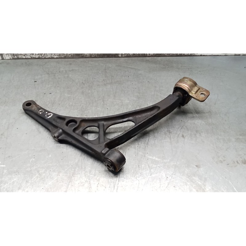 Recambio de brazo suspension inferior delantero derecho para peugeot 405 i (15b) 1.9 referencia OEM IAM   87