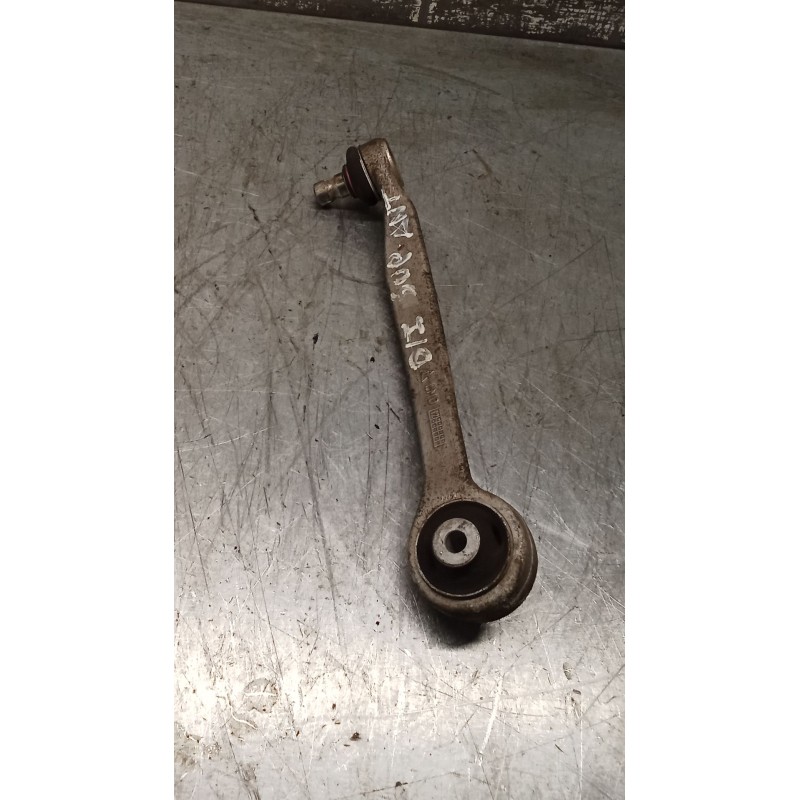Recambio de brazo suspension superior delantero izquierdo para audi a6 c5 (4b2, 4b4) 2.5 tdi referencia OEM IAM  ANTERIOR 01