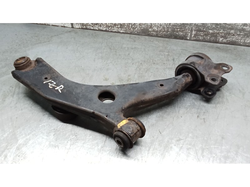 Recambio de brazo suspension inferior delantero izquierdo para mazda 3 (bk) 1.6 (bk14) referencia OEM IAM   04