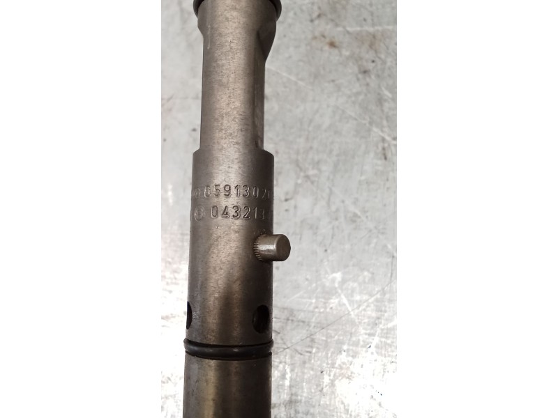 Recambio de inyector para audi a6 c5 (4b2, 4b4) 2.5 tdi referencia OEM IAM 059130201G 0432133786 BOSCH