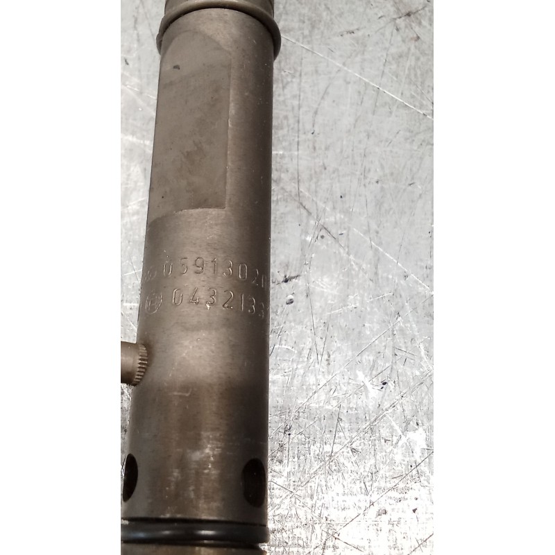 Recambio de inyector para audi a6 c5 (4b2, 4b4) 2.5 tdi referencia OEM IAM 059130201G 0432133786 BOSCH