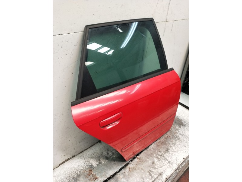 Recambio de puerta trasera derecha para seat exeo st (3r5) 2.0 tdi referencia OEM IAM  5P 2002