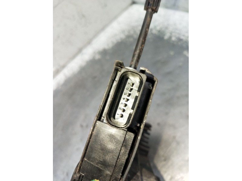 Recambio de motor cierre centralizado delantero izquierdo para peugeot 308 sw ii (lc_, lj_, lr_, lx_, l4_) 2.0 bluehdi 150 refer