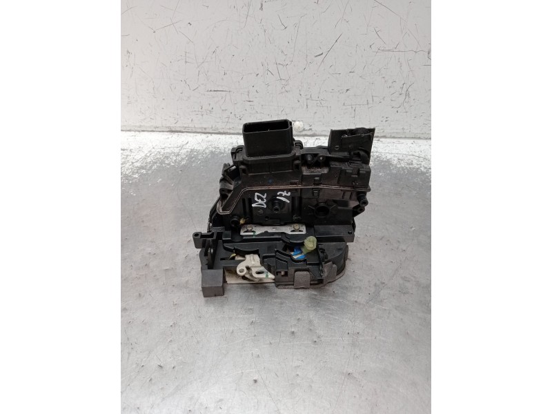 Recambio de motor cierre centralizado delantero izquierdo para ford b-max (jk) 1.6 tdci referencia OEM IAM 969157105 5P AV1AR218