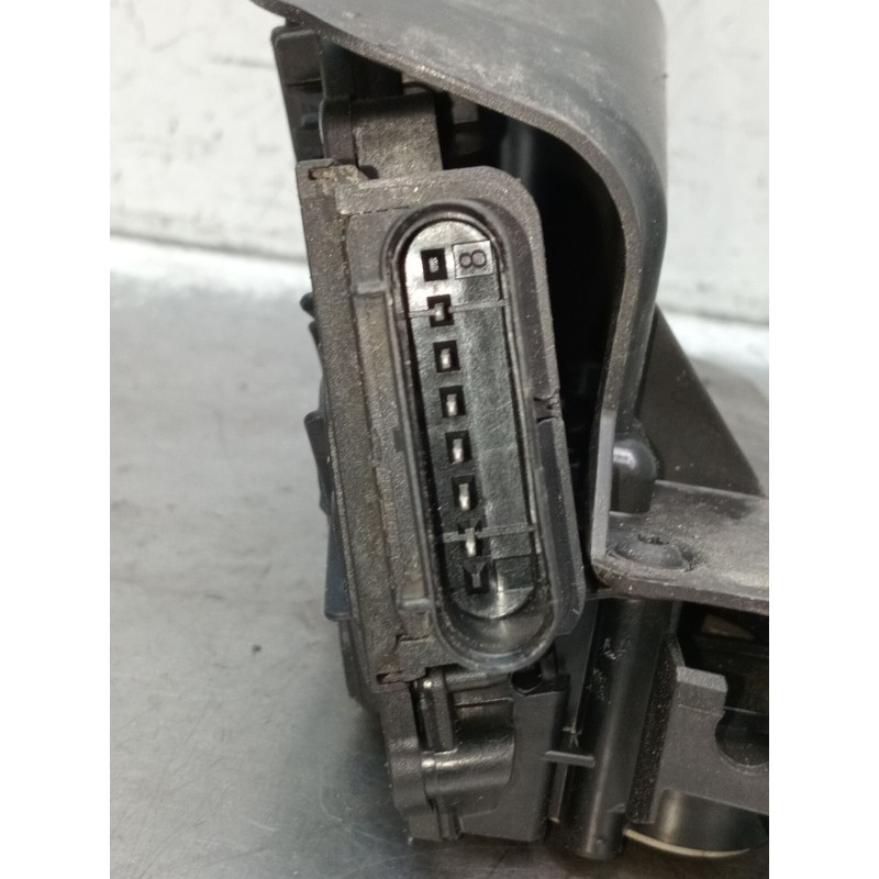 Recambio de motor cierre centralizado trasero izquierdo para ford b-max (jk) 1.6 tdci referencia OEM IAM AV11R264A27AG 918836106