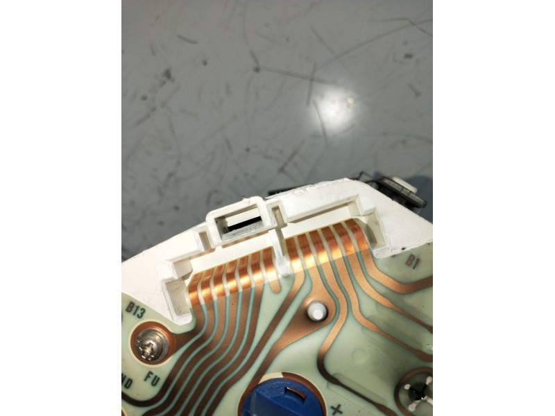 Recambio de cuadro instrumentos para mg zr 2.0 td referencia OEM IAM RG21731000 AR0051112 2003