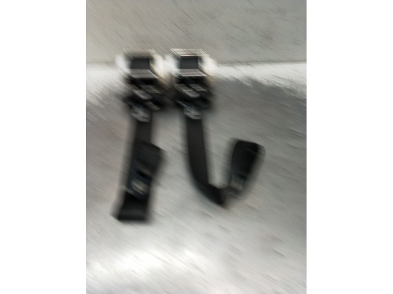Recambio de juego cinturones trasero para peugeot 308 sw ii (lc_, lj_, lr_, lx_, l4_) 2.0 bluehdi 150 referencia OEM IAM  5P 201