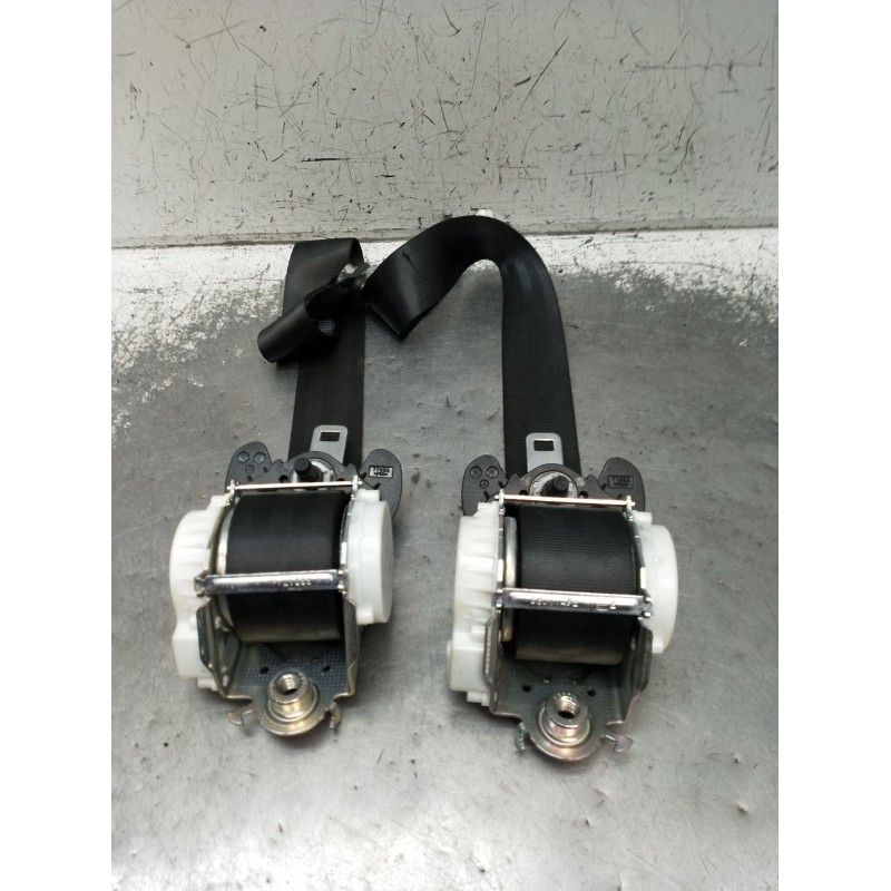 Recambio de juego cinturones trasero para peugeot 308 sw ii (lc_, lj_, lr_, lx_, l4_) 2.0 bluehdi 150 referencia OEM IAM  5P 201