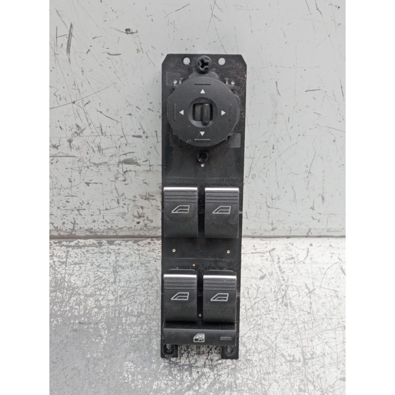 Recambio de mando elevalunas delantero izquierdo para ford b-max (jk) 1.6 tdci referencia OEM IAM 10106511 5P 14A132AA 2016