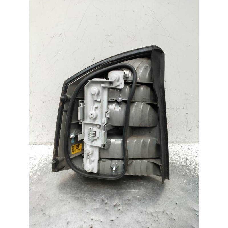 Recambio de piloto trasero derecho para opel vectra c gts (z02) 2.2 dti 16v (f68) referencia OEM IAM   2003