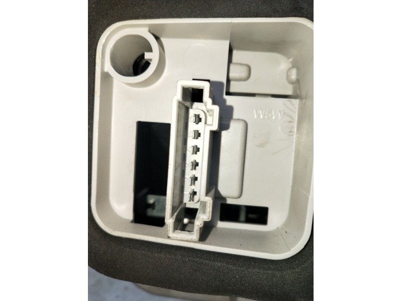 Recambio de piloto trasero izquierdo para volkswagen polo v (6r1, 6c1) 1.4 (6r1) referencia OEM IAM 6R0945257A  2009
