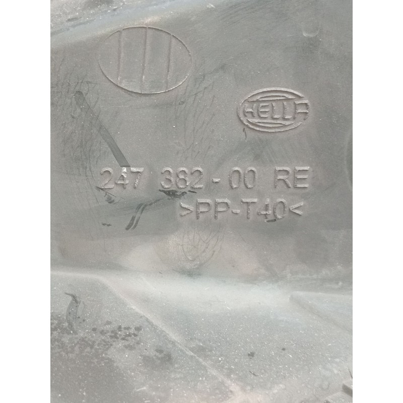 Recambio de faro derecho para mercedes-benz sprinterii caja cerrada (desde 01.06) 2.1 cdi cat referencia OEM IAM 24738200  