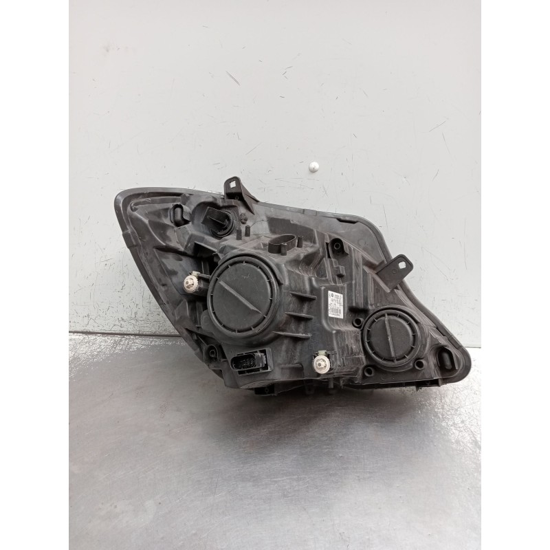 Recambio de faro izquierdo para mercedes-benz sprinterii caja cerrada (desde 01.06) 318/319 cdi (906.631/633/635/637) referencia